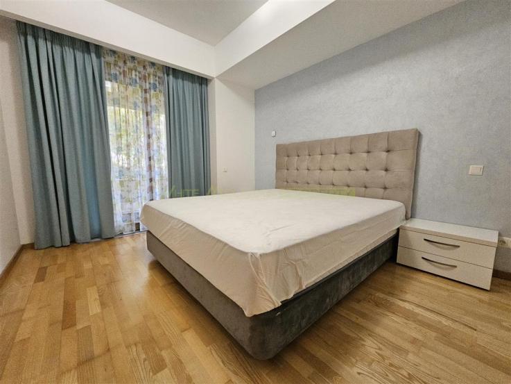 Apartament 3 camere in Bellevue Residence