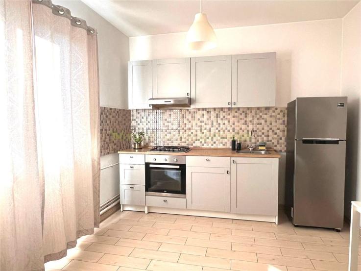 Apartament 2 camere, inchiriere lunga durata, Bd Decebal