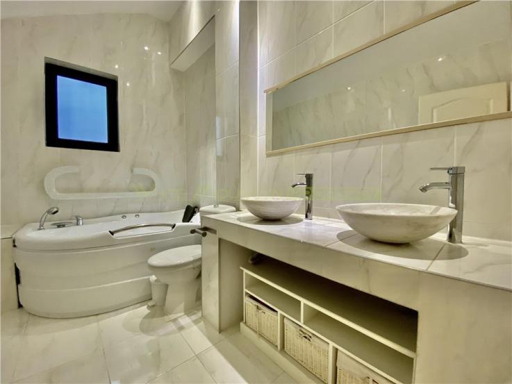 Penthouse cu panorama superba | zona Coresi