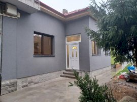 Casa, curte comună, ultracentral, 3 camere . 115.000 € | Comision 0%