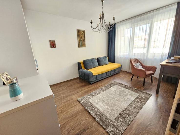 Apartament 2 camere B-dul Dacia. 94 000 E. Comision 0