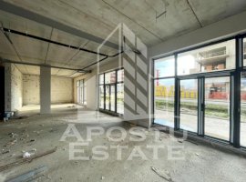 Spatiu comercial, 168 mp+ terasa 170 mp, Ateneo Torontalului