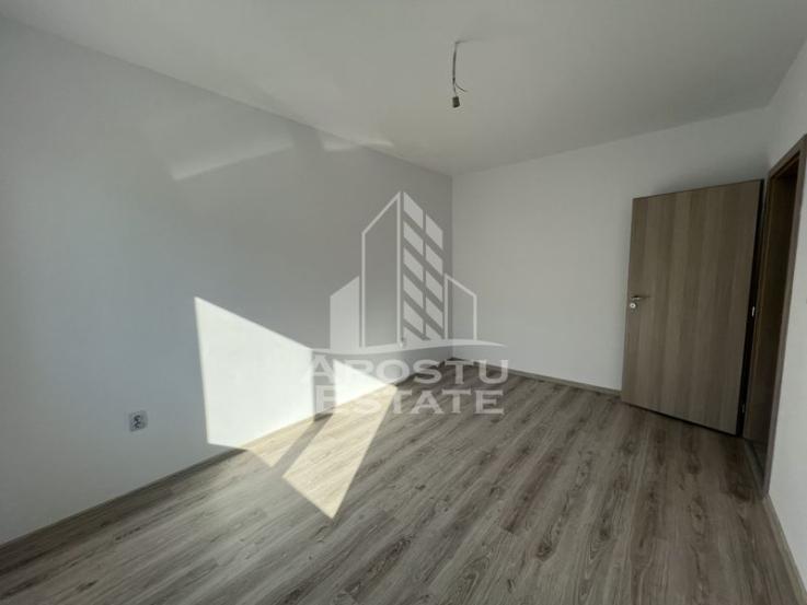 Apartamente cu 2 camere, decomandat, in zona Braytim. Etajul intai