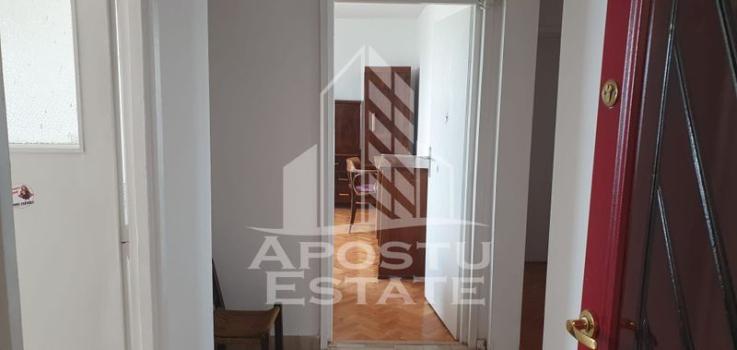 Apartament cu 2 camere, centrala proprie, zona Olimpia stadion