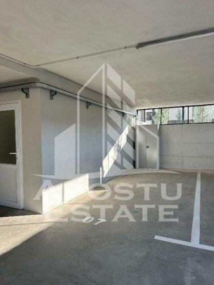 Apartament  de lux cu 3 camere si gradina proprie, in zona Soarelui