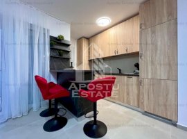 Apartament cu 3 camere, 2 bai, prima inchiriere, in zona Aradului