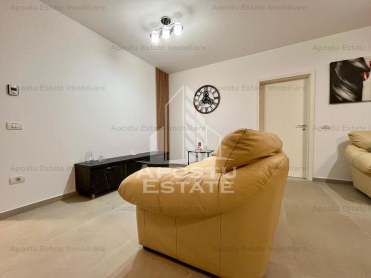 Apartament cu 3 camere, 2 bai, prima inchiriere, in zona Aradului