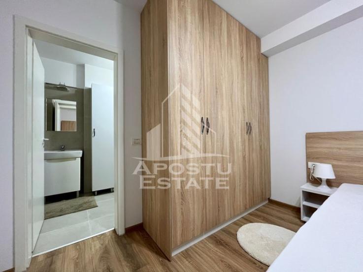 Apartament cu 3 camere, 2 bai, prima inchiriere, in zona Aradului