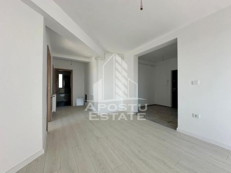 Apartament cu 2 camere, bucatarie inchisa, parter, Braytim.