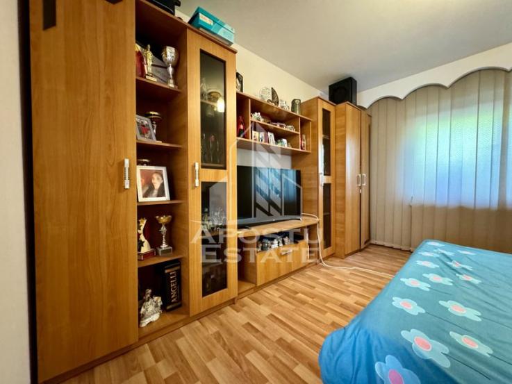 Casa individuala cu 3 camere, in zona Steaua langa Shopping City.