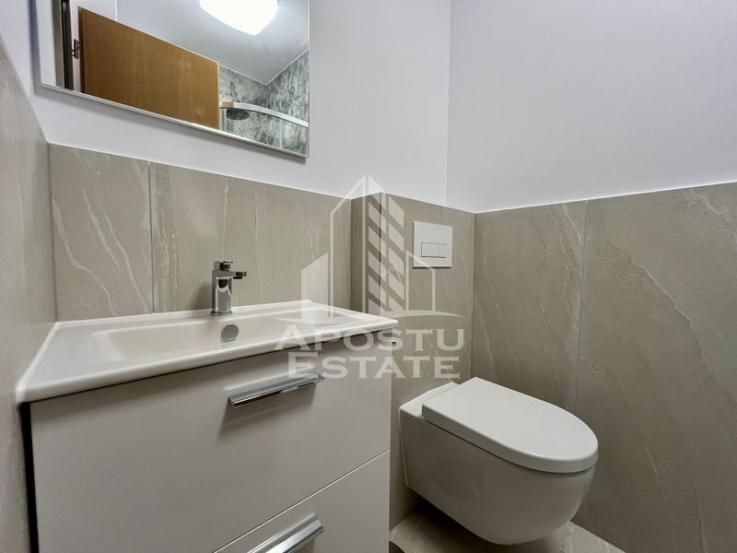 Apartament de lux cu 3 camere, 2 bai, in Monarch Residence