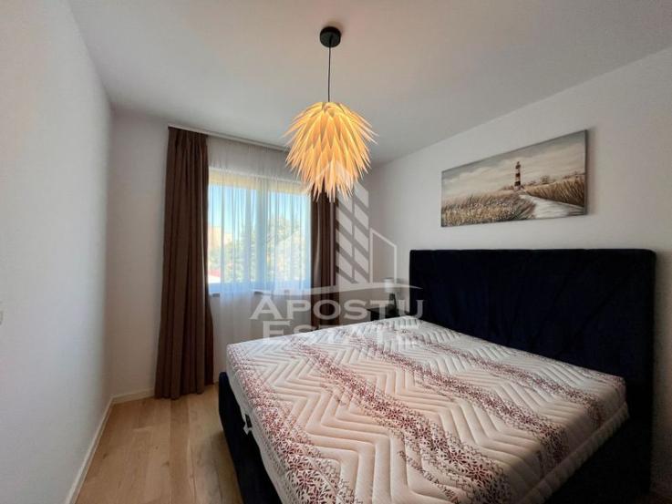 Apartament de lux cu 3 camere, 2 bai, in Monarch Residence