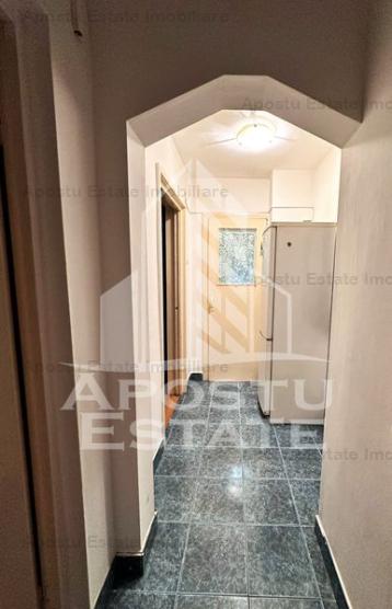 Apartament cu 3 camere, de vanzare, in zona Fortuna, Arad.