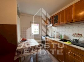 Apartament cu 2 camere,  centrala proprie, situat in zona Dambovita