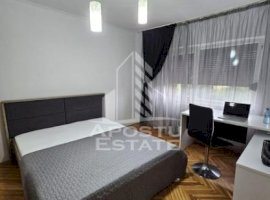 Apartament cu 3 camere decomandat centrala proprie Gh. Lazar.