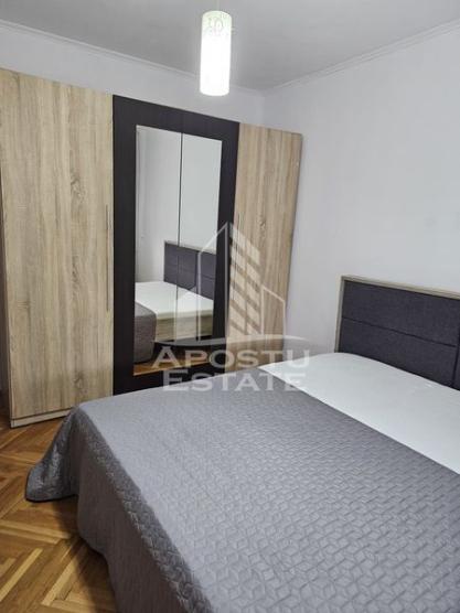 Apartament cu 3 camere decomandat centrala proprie Gh. Lazar.