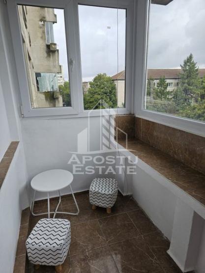 Apartament cu 3 camere decomandat centrala proprie Gh. Lazar.