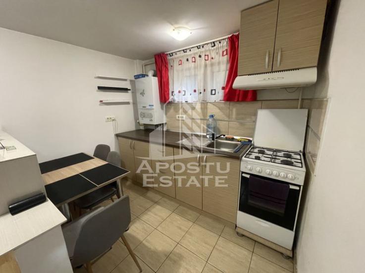 Apartament cu 3 camere, SAD, 57 mp, demisol, Zona Aradului