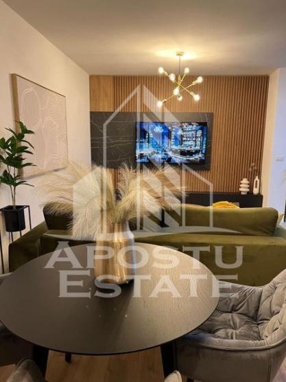 Apartament de lux cu 2 camere, loc de parcare, zona Calea Aradului