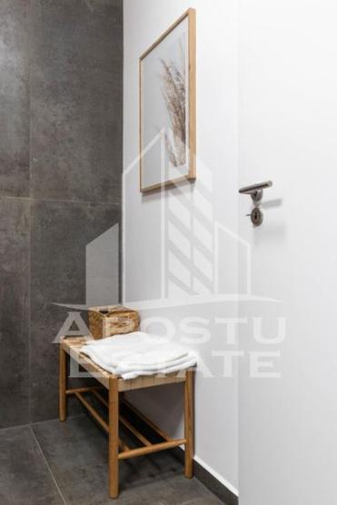 Apartament de lux cu 2 camere, loc de parcare, zona Calea Aradului