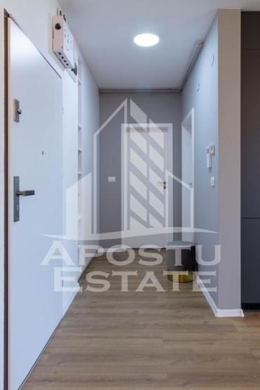 Apartament de lux cu 2 camere, loc de parcare, zona Calea Aradului