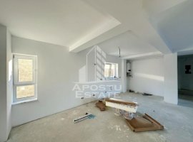 Apartament cu 3 camere, 90 mp utili, etajul intai, zona Mehala