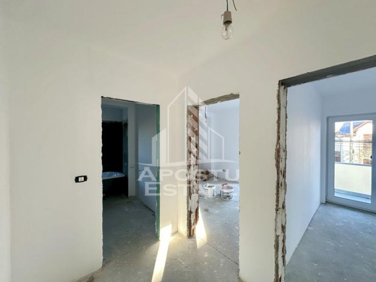 Apartament cu 3 camere, 90 mp utili, etajul intai, zona Mehala