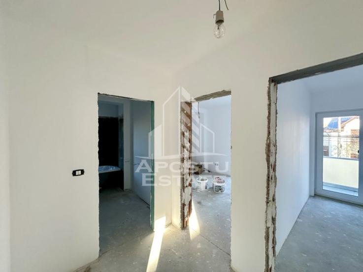 Apartament cu 3 camere, 90 mp utili, etajul intai, zona Mehala