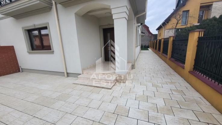 Duplex nou deosebit,3 dormitoare,zona Mehala