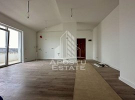 Apartament cu 2 camere decomandat. Terasa si pod generos