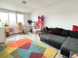 Apartament cu 2 camere decomandat. Terasa si pod generos