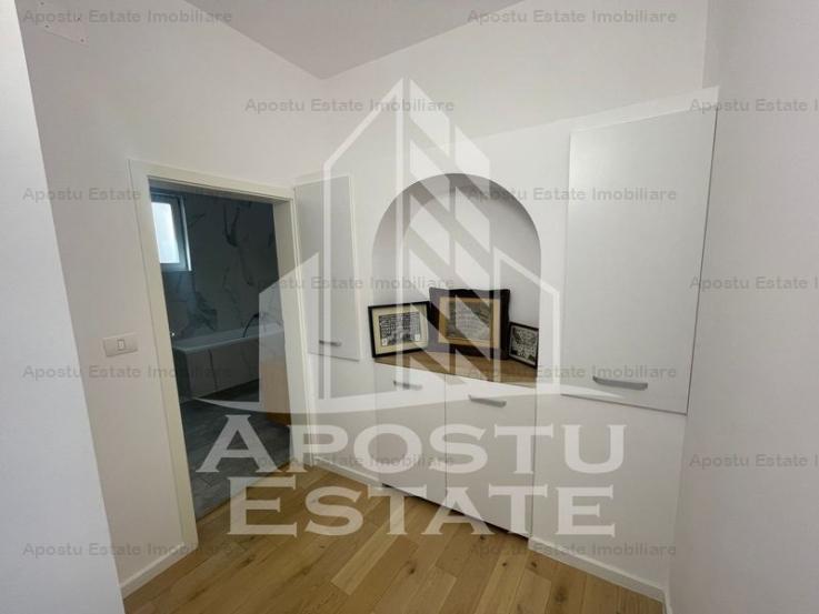 Vila P+M, finisata modern, curte amenajata, zona Modern-Crisan