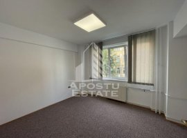 Spatiu pentru birouri, 3 camere, Ultracentral