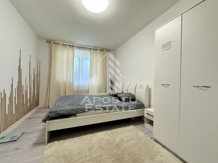 Apartament cu 3 camere, centrala proprie, in apropiere de Complex