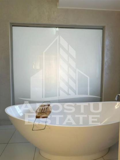 Duplex exclusivist, 4 camere, Ronat