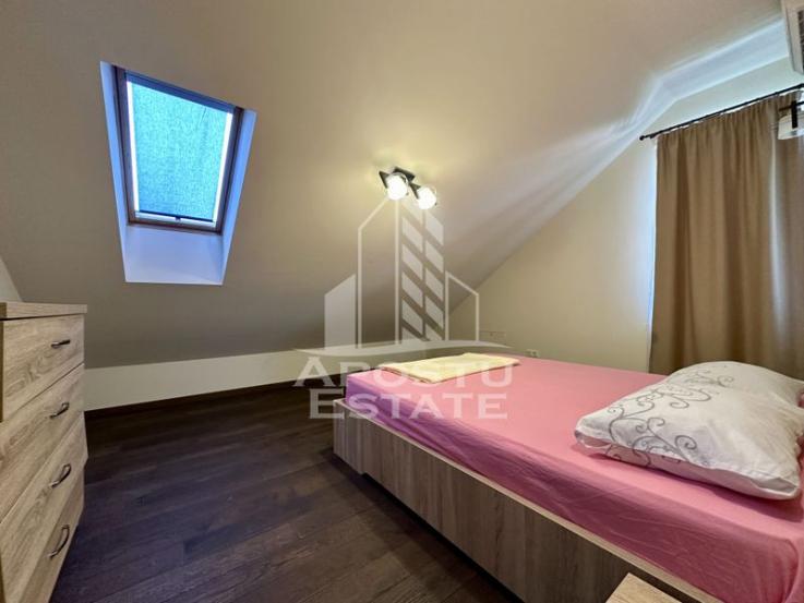 Penthouse cu scara interioara 3 camere 2 bai si dressing, zona Mehala.