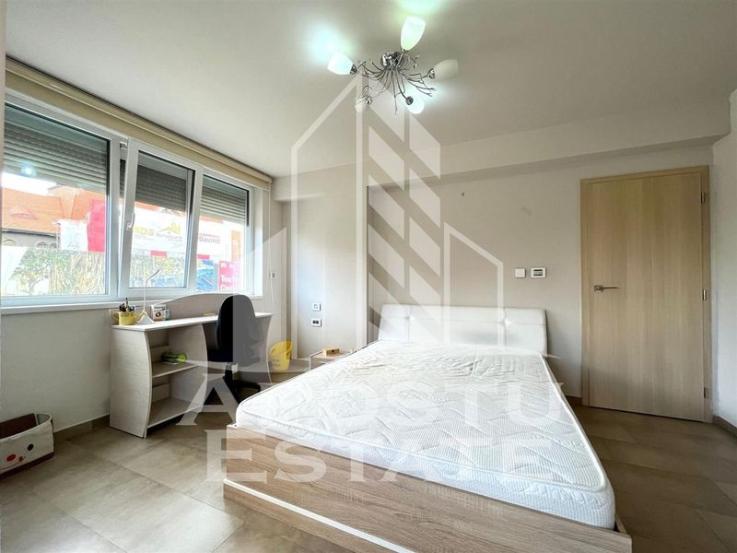 Apartament cu 3 camere parcare privata zona 0 ultracentral