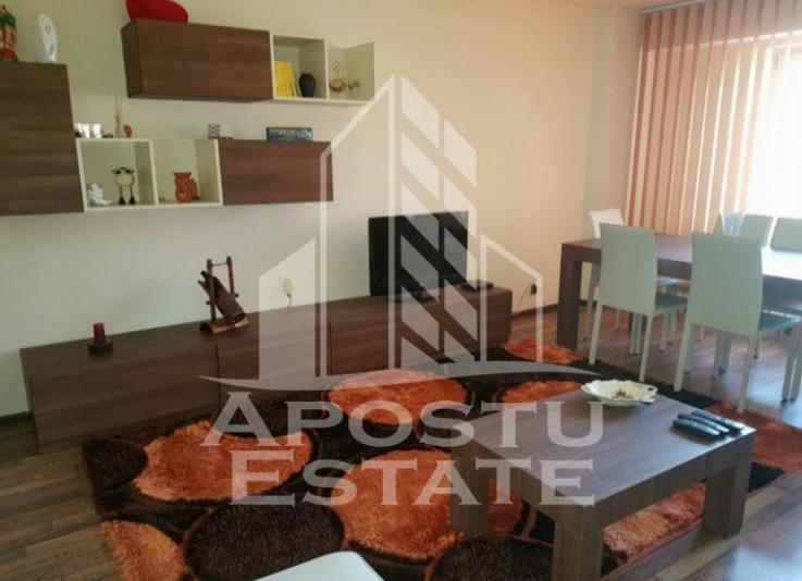 Apartament cu 3 camere,Calea Lipovei