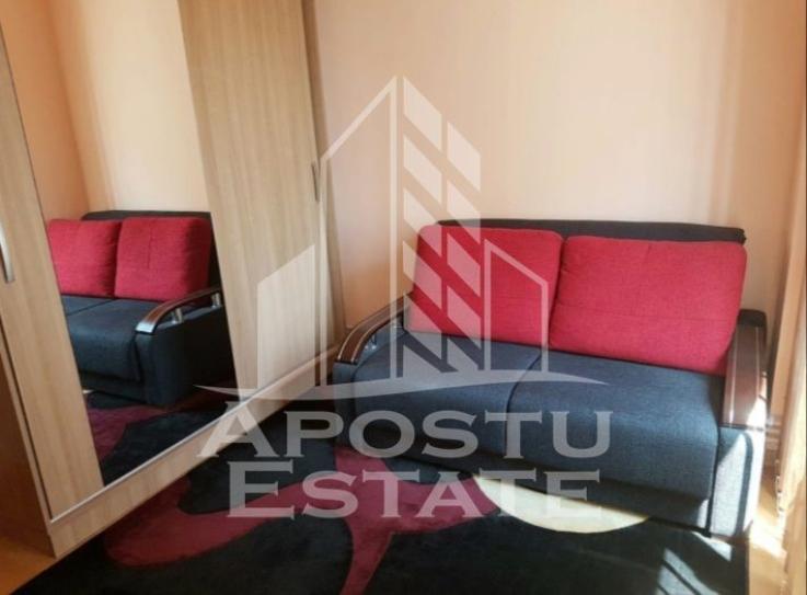 Apartament cu 3 camere,Calea Lipovei