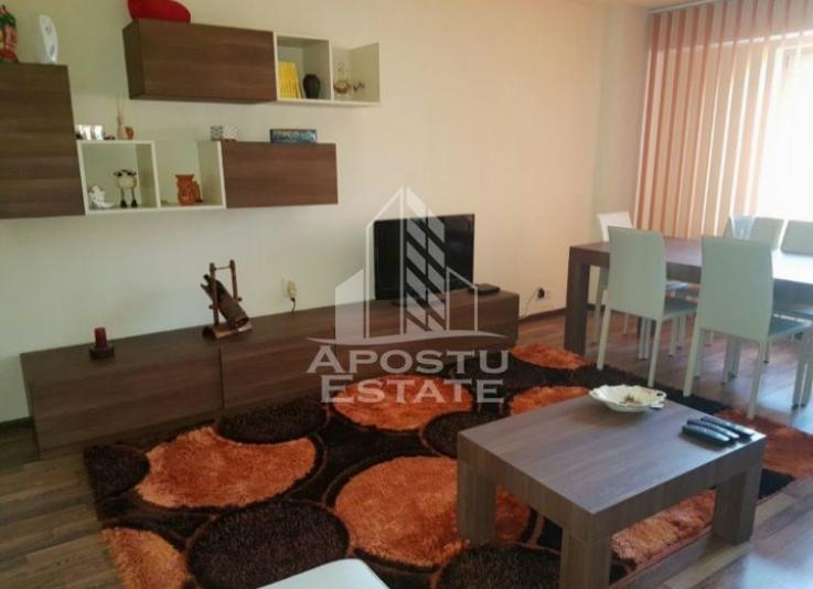 Apartament cu 3 camere,Calea Lipovei