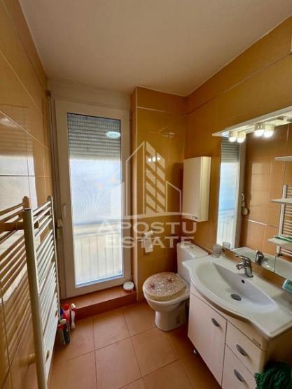 Apartament 2 camere, centrala proprie, loc de parcare,  zona Aradului