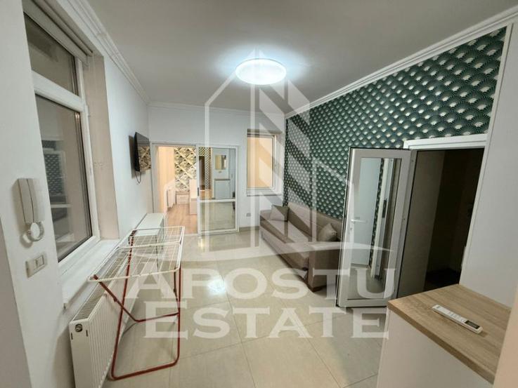 Apartament cu 3 camere la casa, zona Iosefin