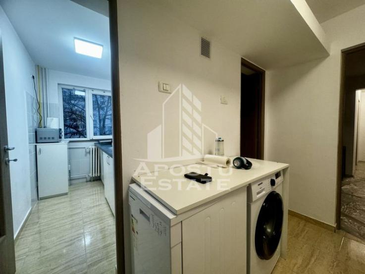 Apartament cu 3 camere, proaspat renovat, zona Dacia