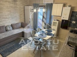 Apartament modern  cu 3 camere, centrala proprie, zona Modern