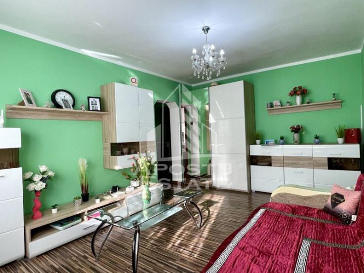 Apartament 3 camere etajul 2 Cal Girocului centrala proprie