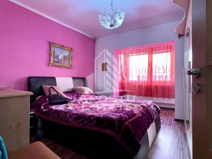 Apartament 3 camere etajul 2 Cal Girocului centrala proprie