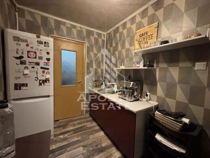 Apartament cu 3 camere in zona Sagului