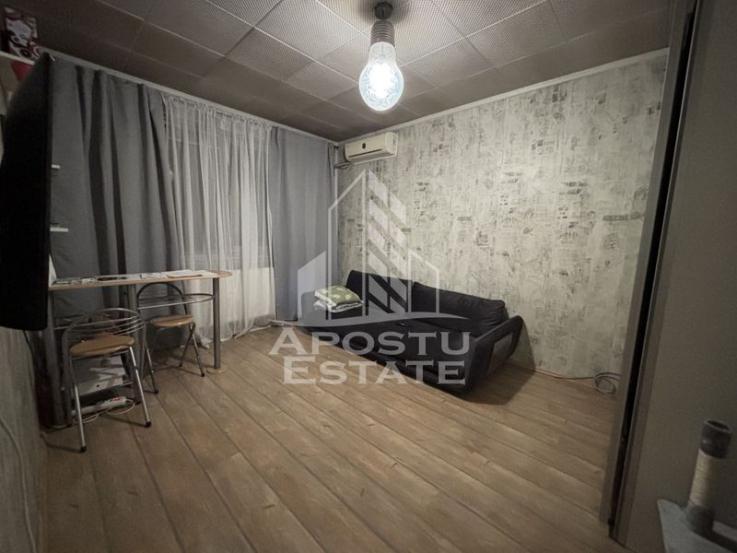 Apartament cu 3 camere in zona Sagului