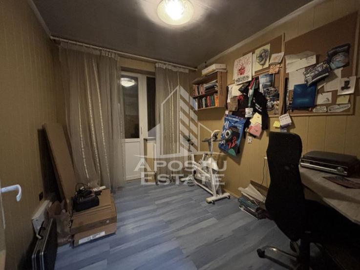 Apartament cu 3 camere in zona Sagului