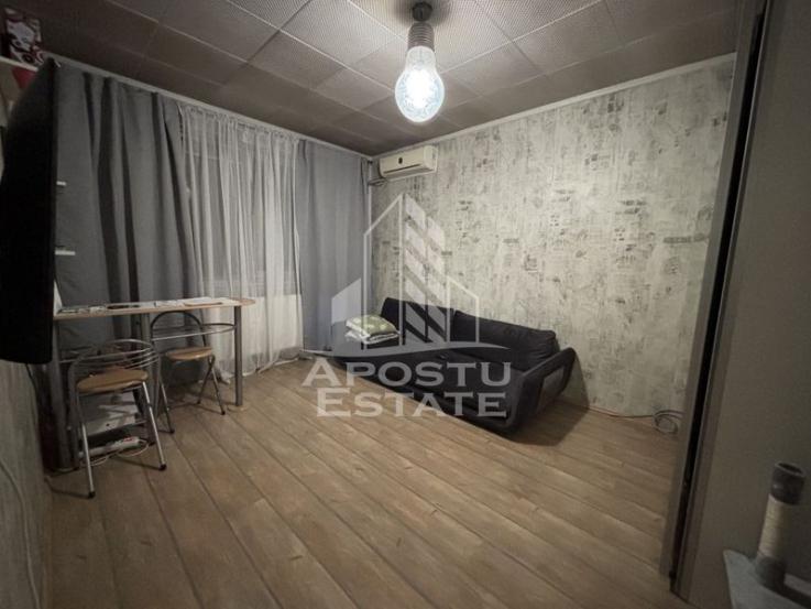 Apartament cu 3 camere in zona Sagului